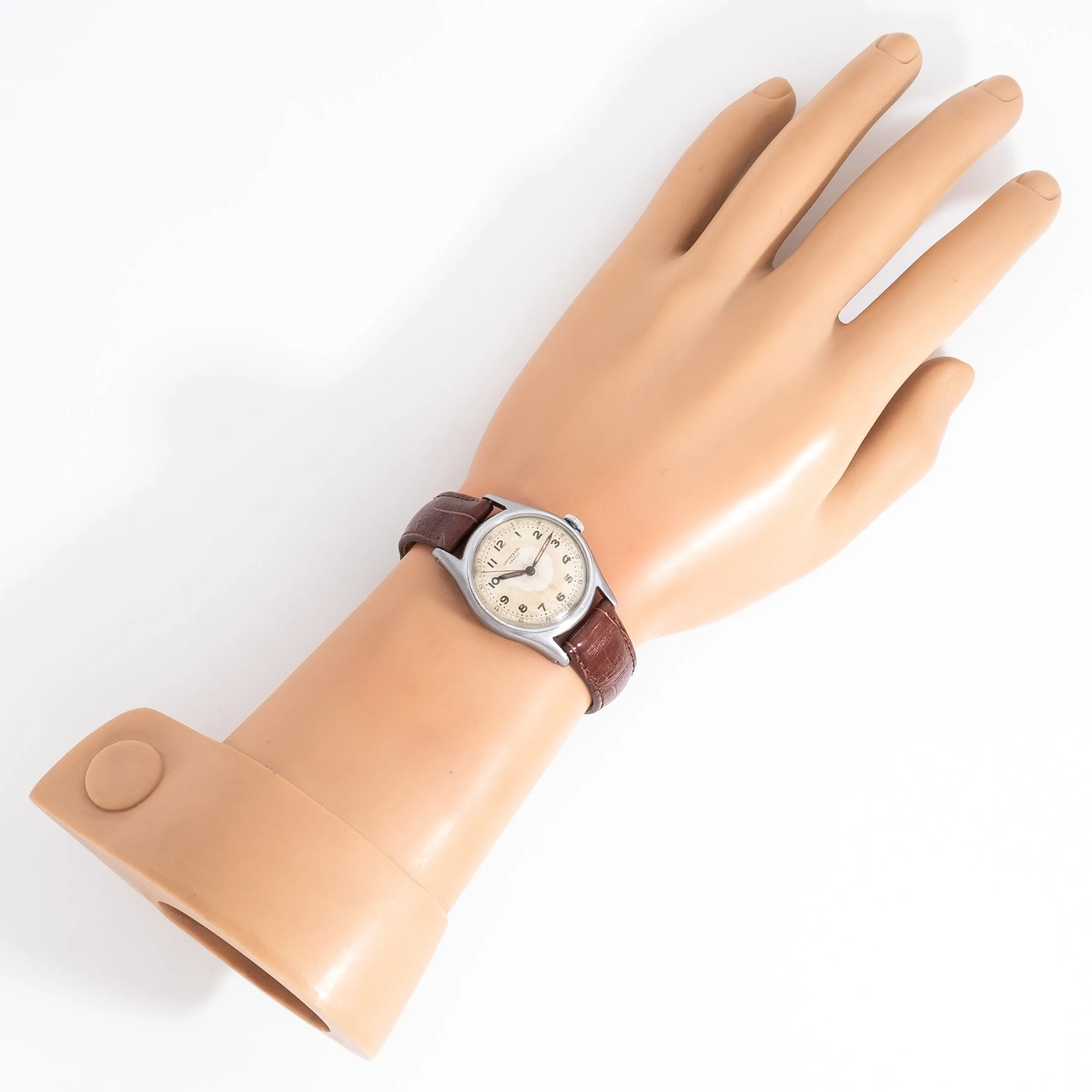 1945 Vintage Universal Geneve Ref. 20724 WWII Era Military Enversteel Watch ( #14182)
