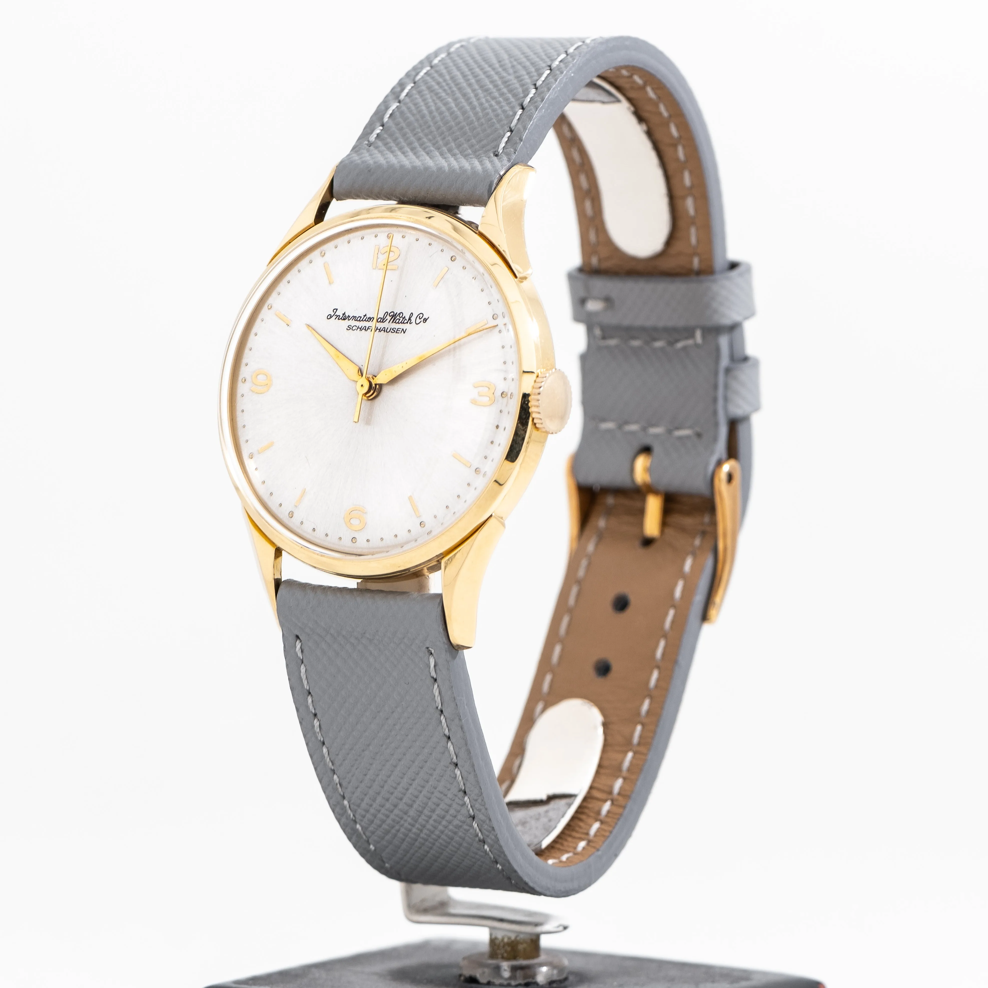 1957 Vintage IWC C 89 in Solid 18k Yellow Gold ( #14309)