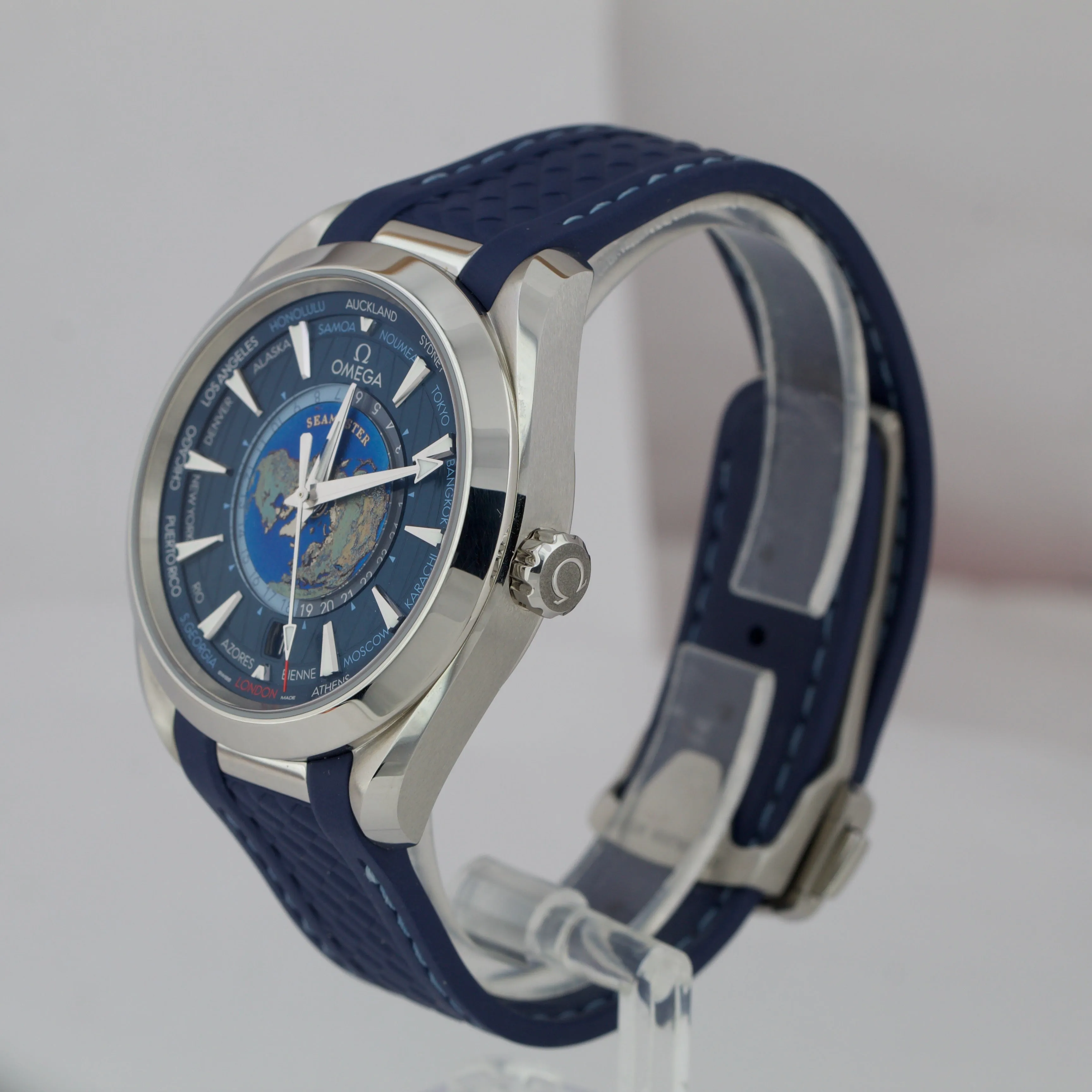 2021 NEW Omega Seamaster Aqua Terra GMT Worldtimer 220.12.43.22.03.001 B P Watch