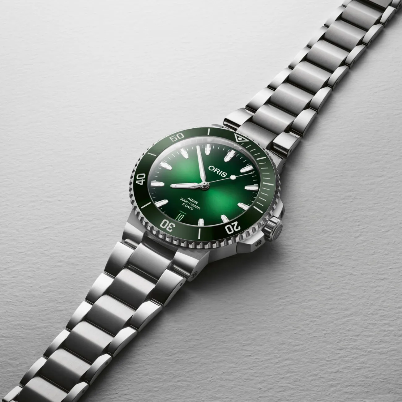 AQUIS DATE CALIBRE 400 - GREEN