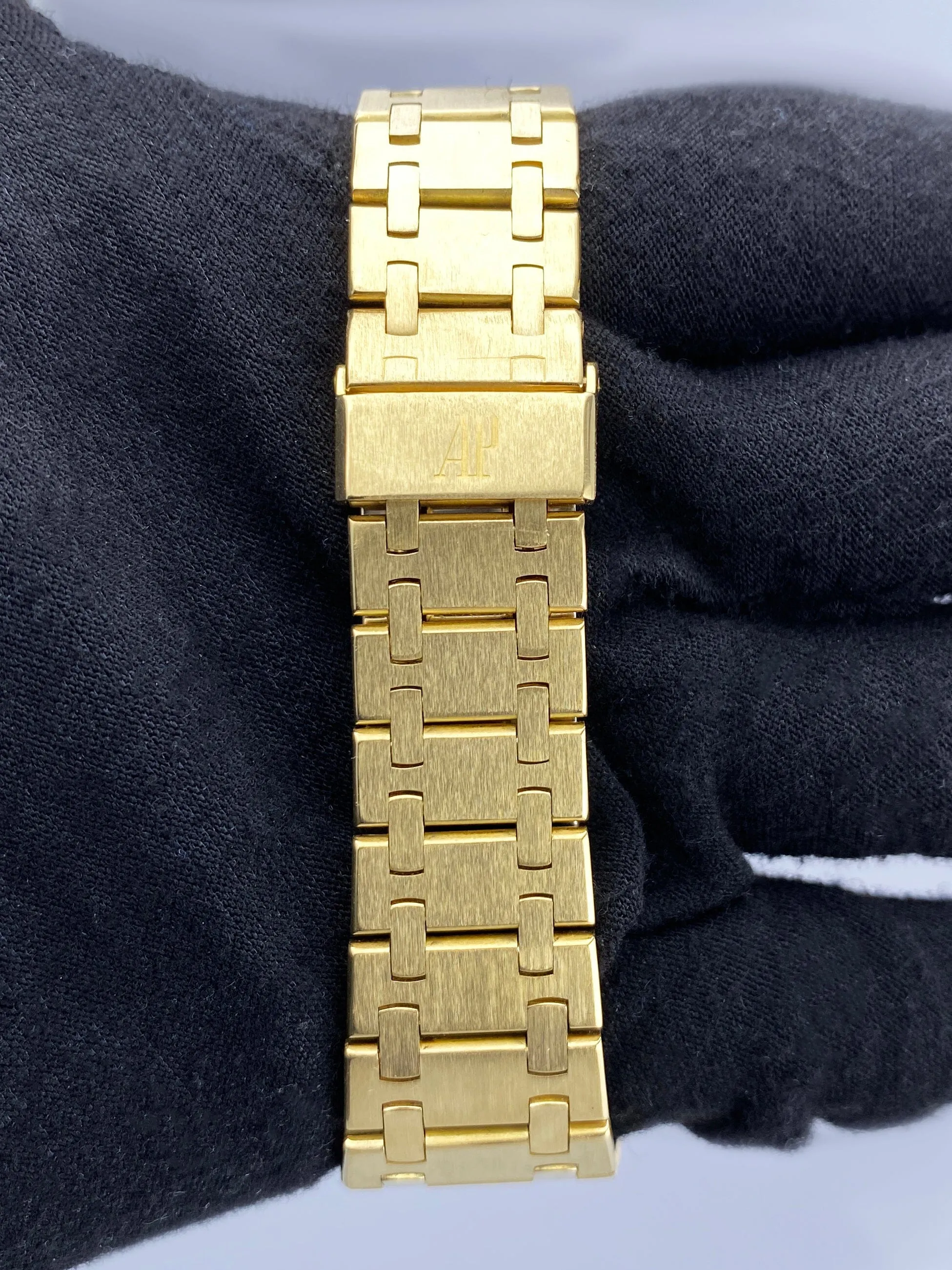 Audemars Piguet Royal Oak 56175BA Gray Dial 18K Yellow Gold Ladies Watch