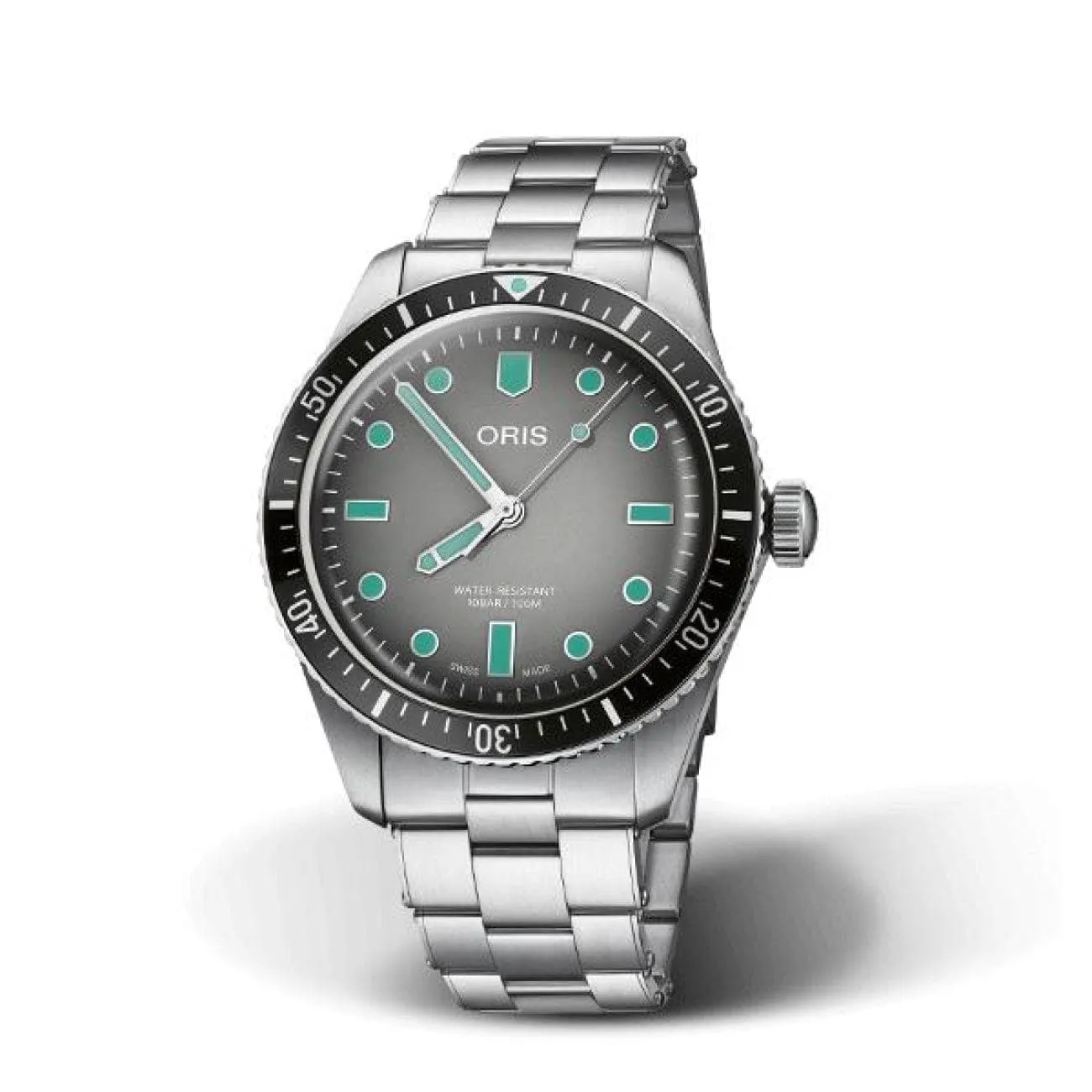 DIVERS SIXTY-FIVE