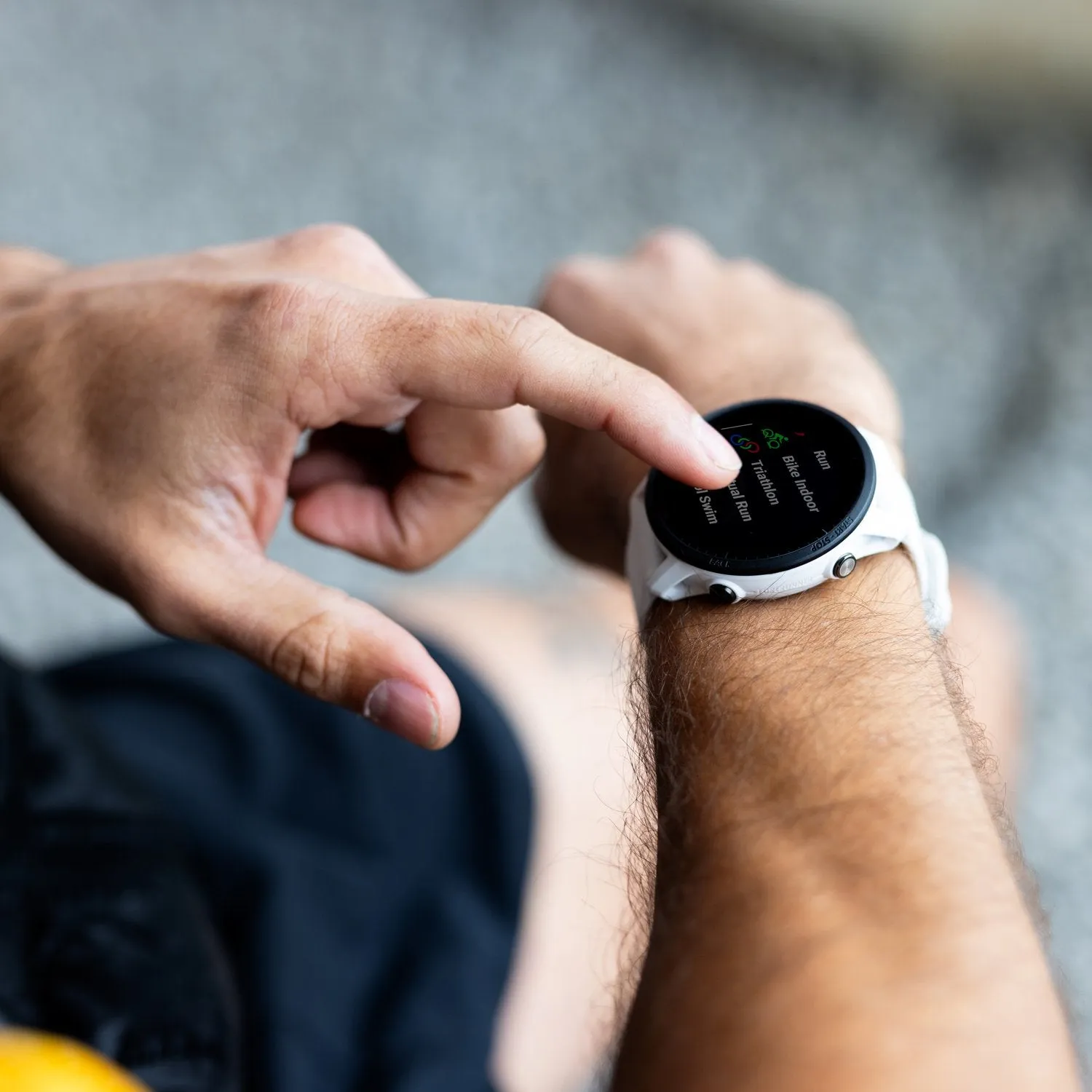 Garmin Forerunner 255 Music GPS Smartwatch, Whitestone