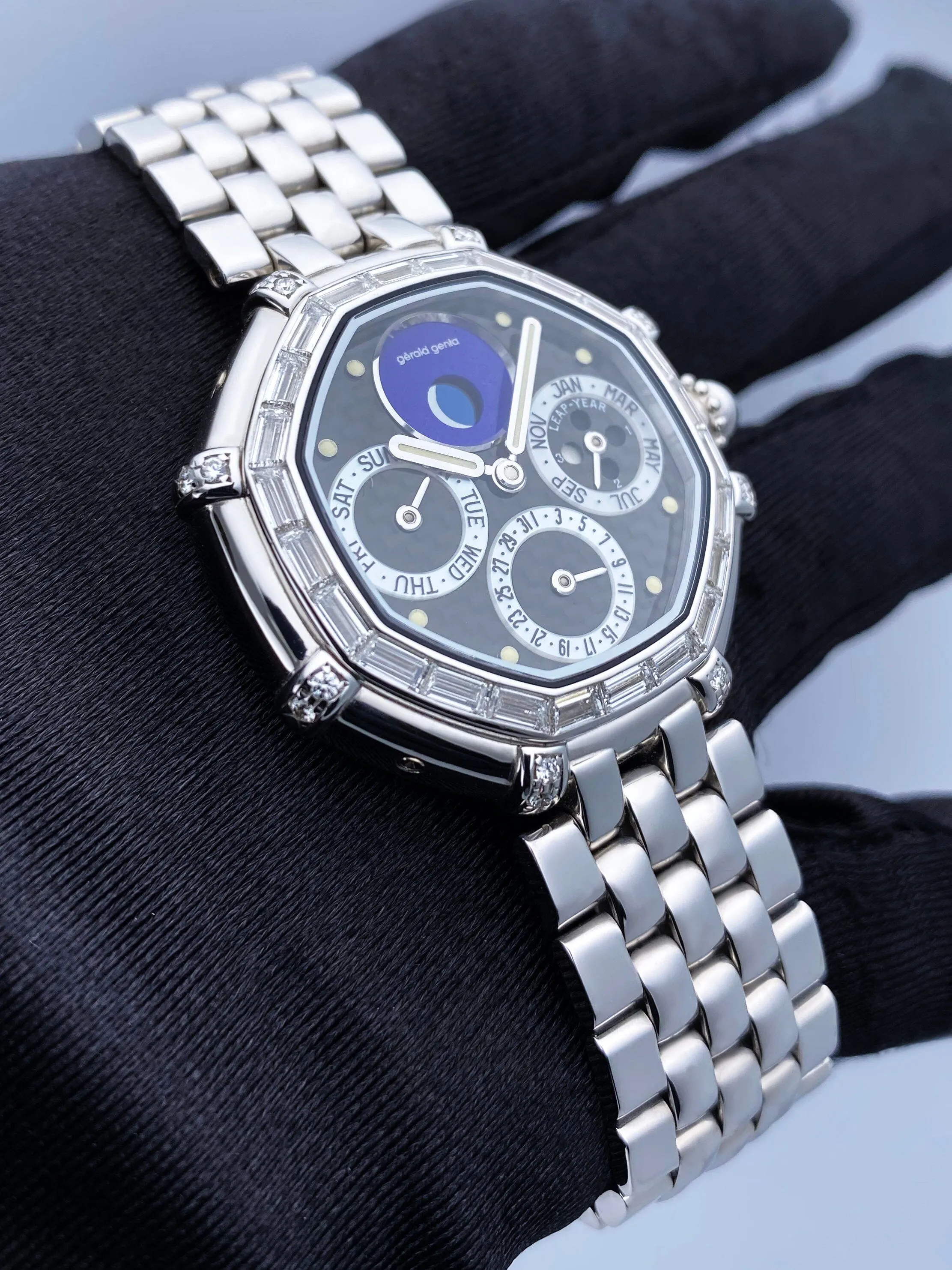 Gérald Genta Success G3374.7 Perpetual Calendar 18K White Gold Watch With Papers