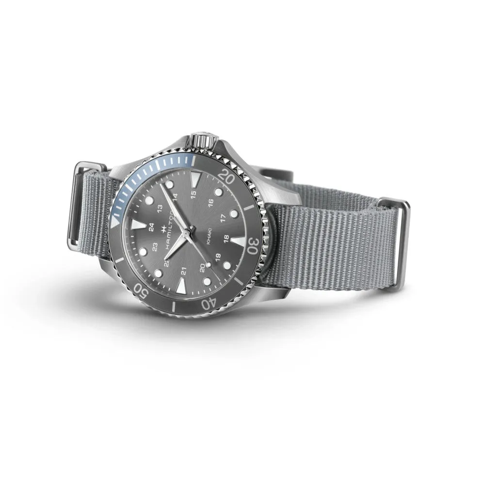 HAMILTON - Khaki Navy Scuba Quartz | H82211981