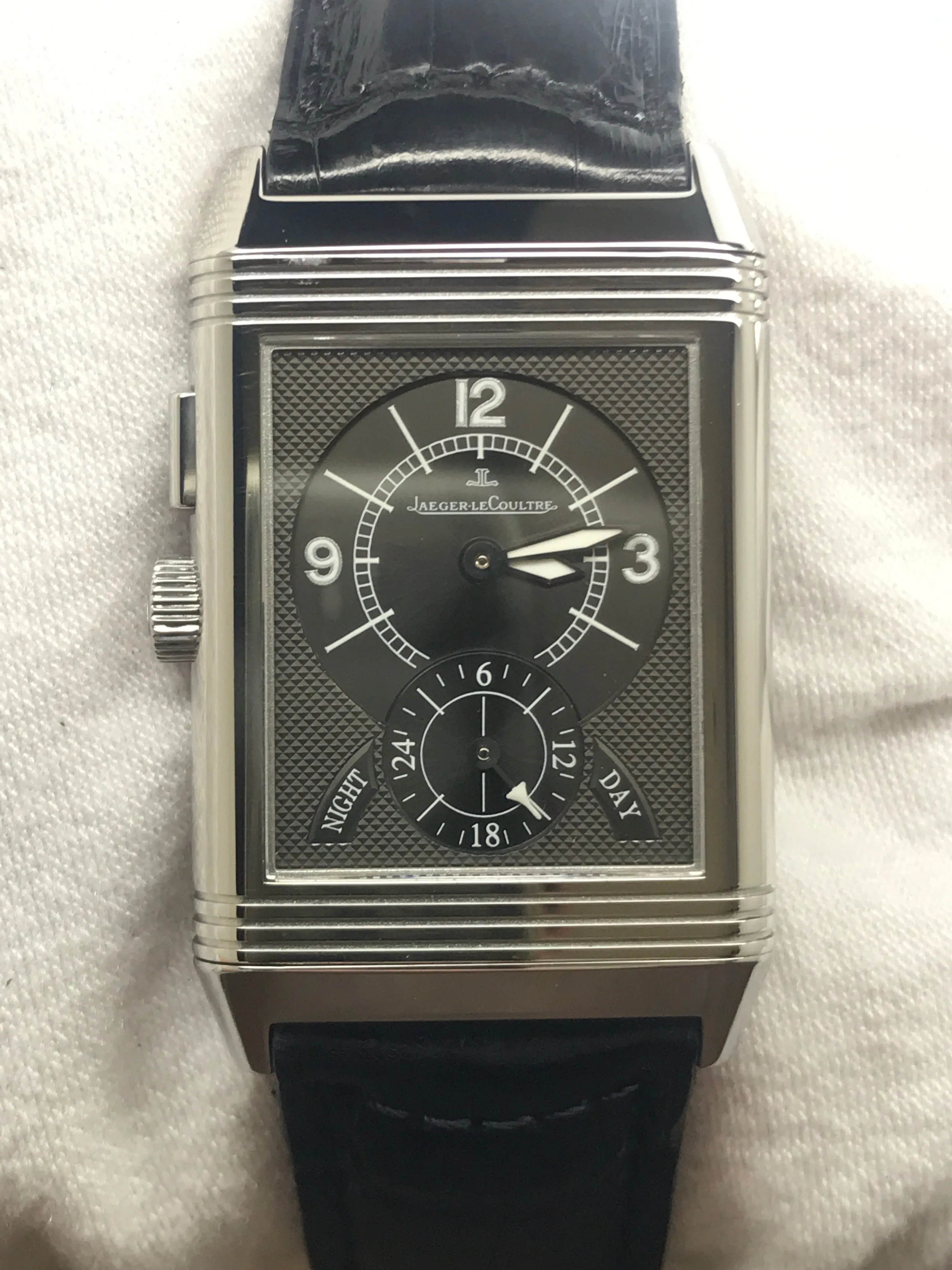 Jaeger-Lecoultre Reverso Day & Night 272.8.54 Silver & Black Dial Hand Wind Men's Watch
