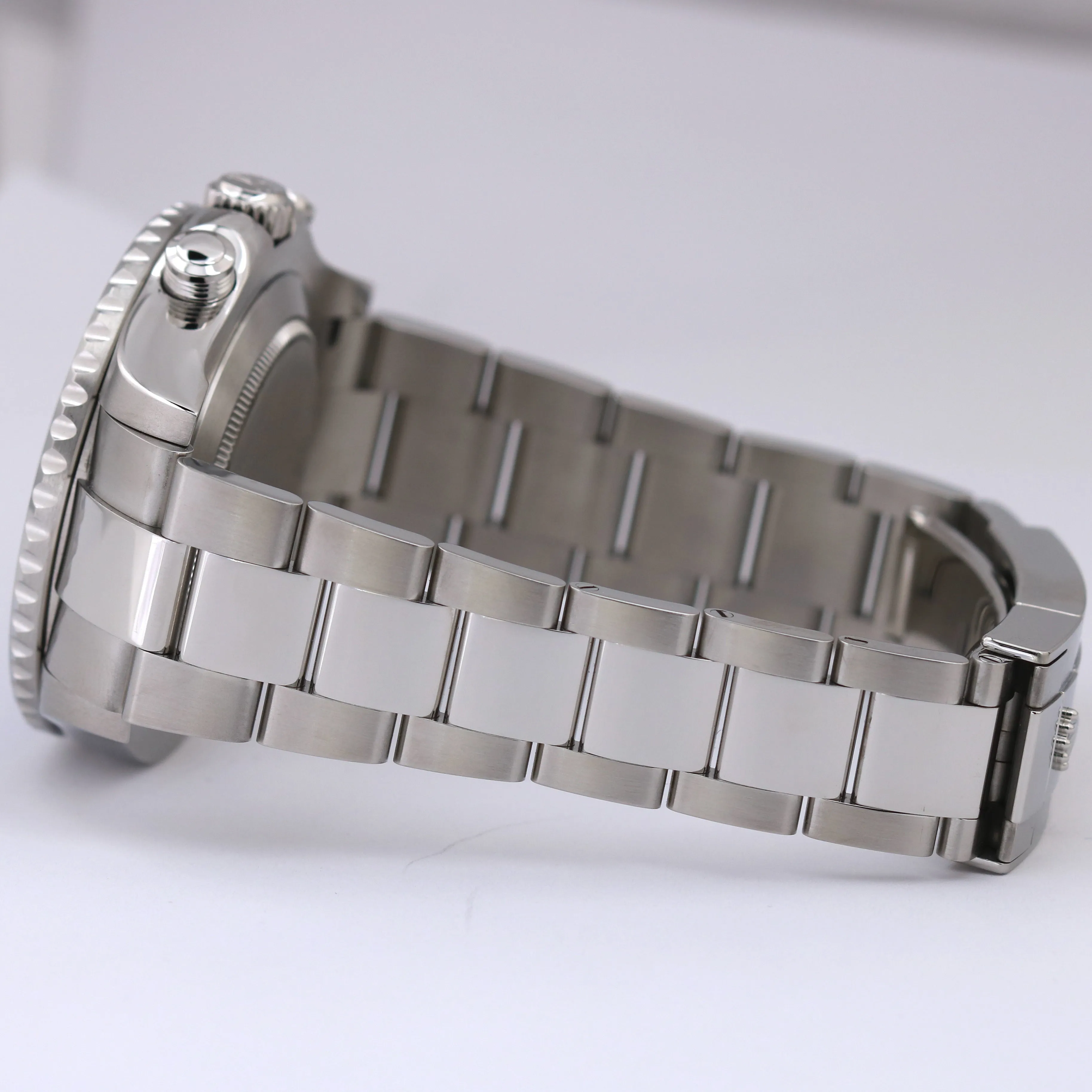 MINT 2022 PAPERS Rolex Yacht-Master II 44mm NEW HANDS Steel White 116680 B P