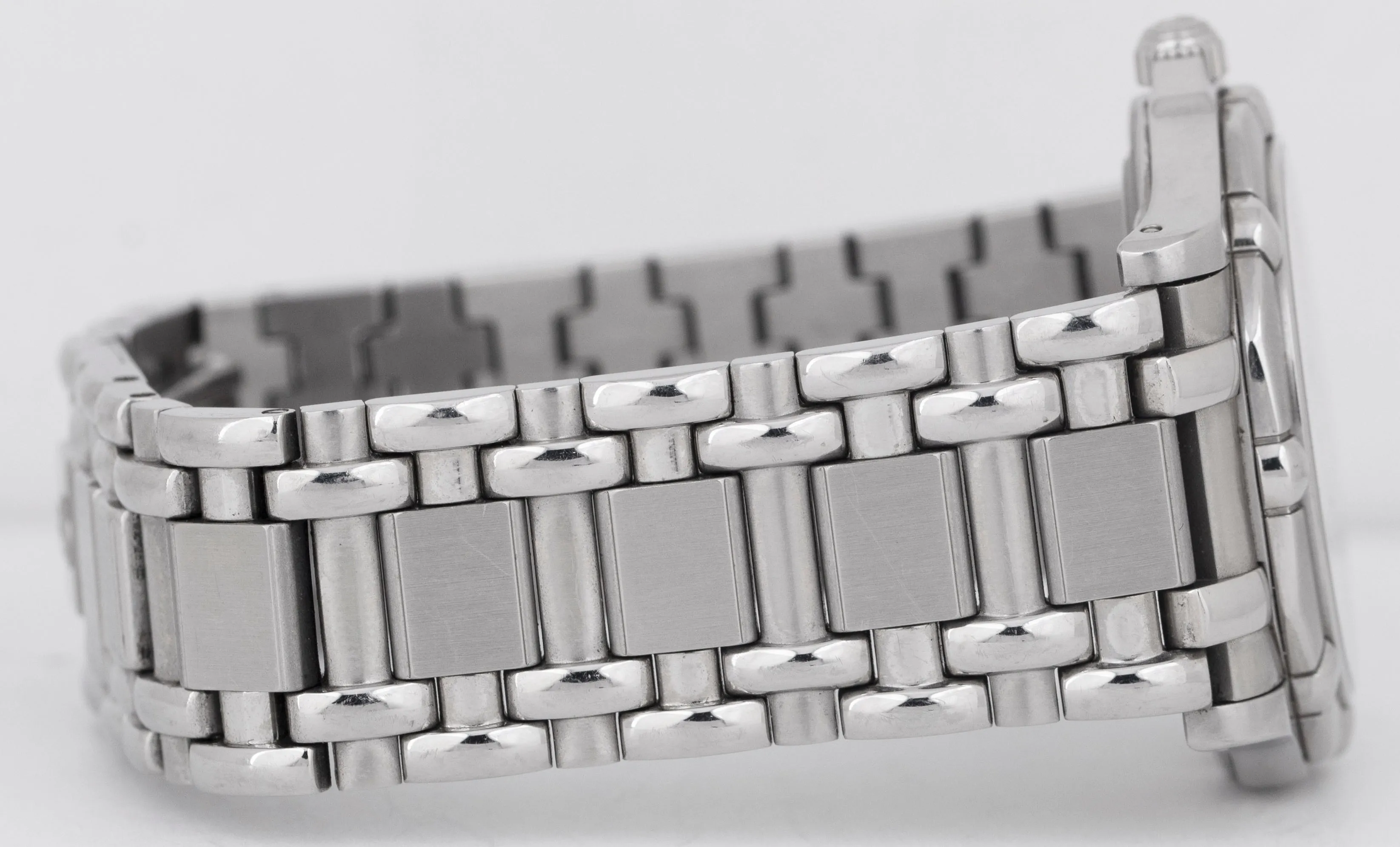 MINT Saratoga SL Stainless Steel Silver Quartz 34mm Date Watch 14-C2-230 BOX