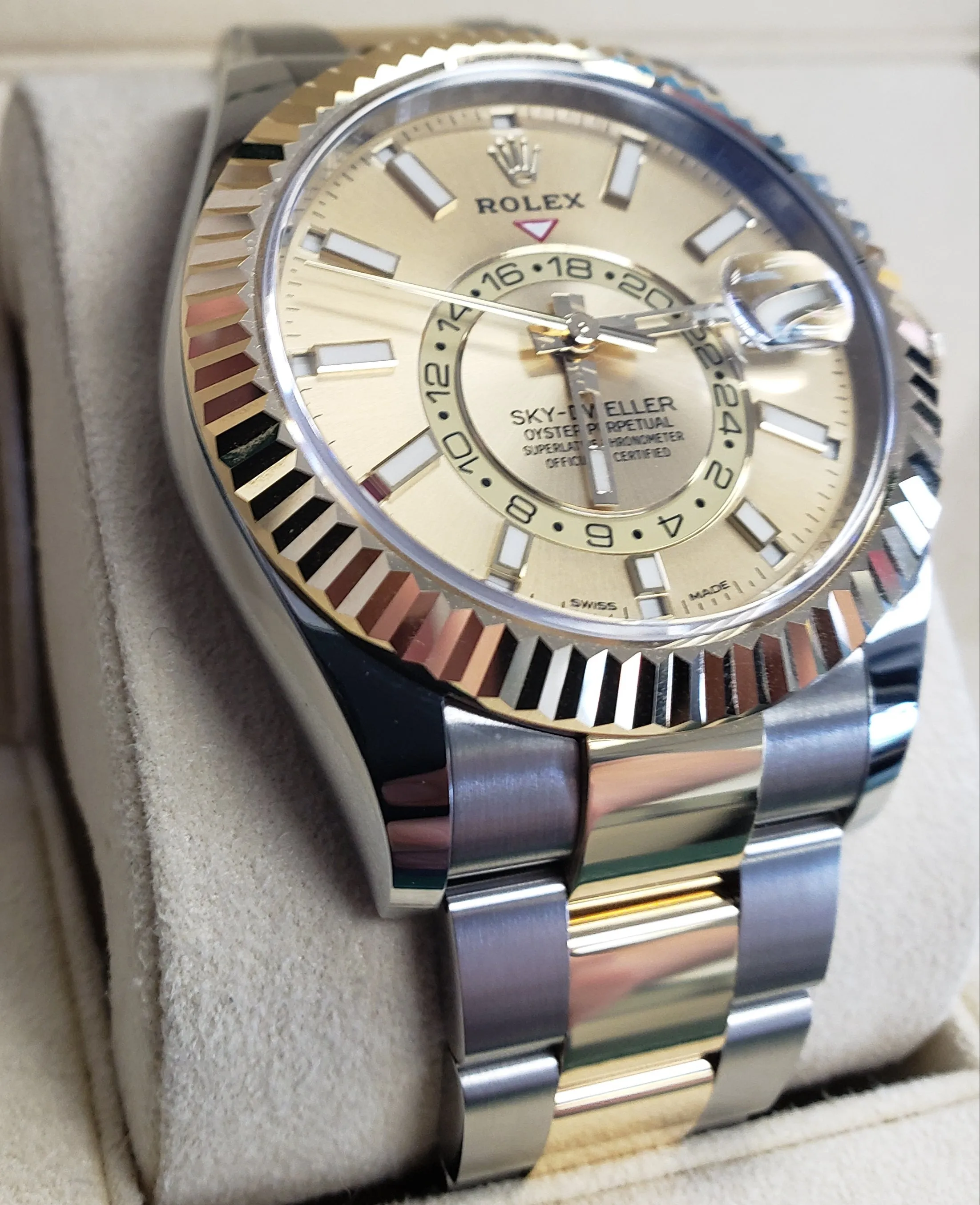 NEW Rolex Sky-Dweller 18K Two-Tone Gold Stainless Champagne 42mm Watch 326933