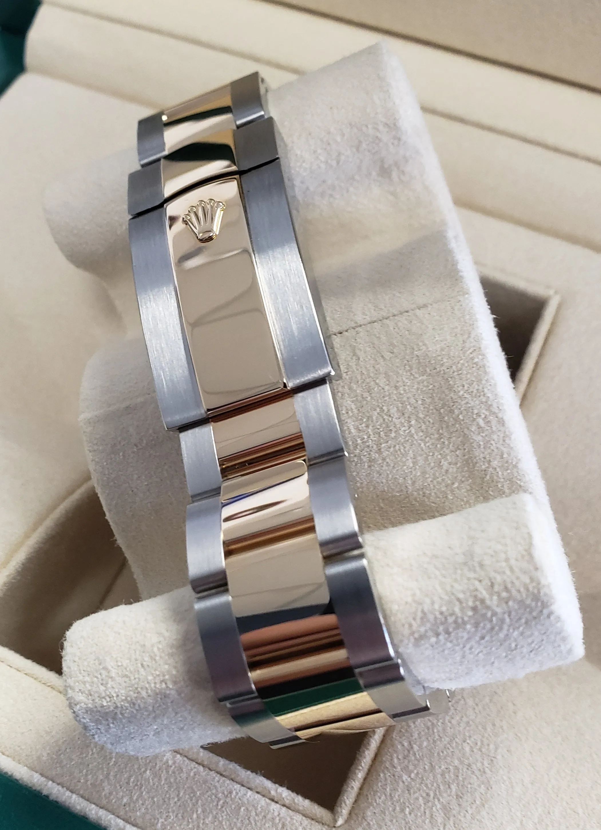 NEW Rolex Sky-Dweller 18K Two-Tone Gold Stainless Champagne 42mm Watch 326933