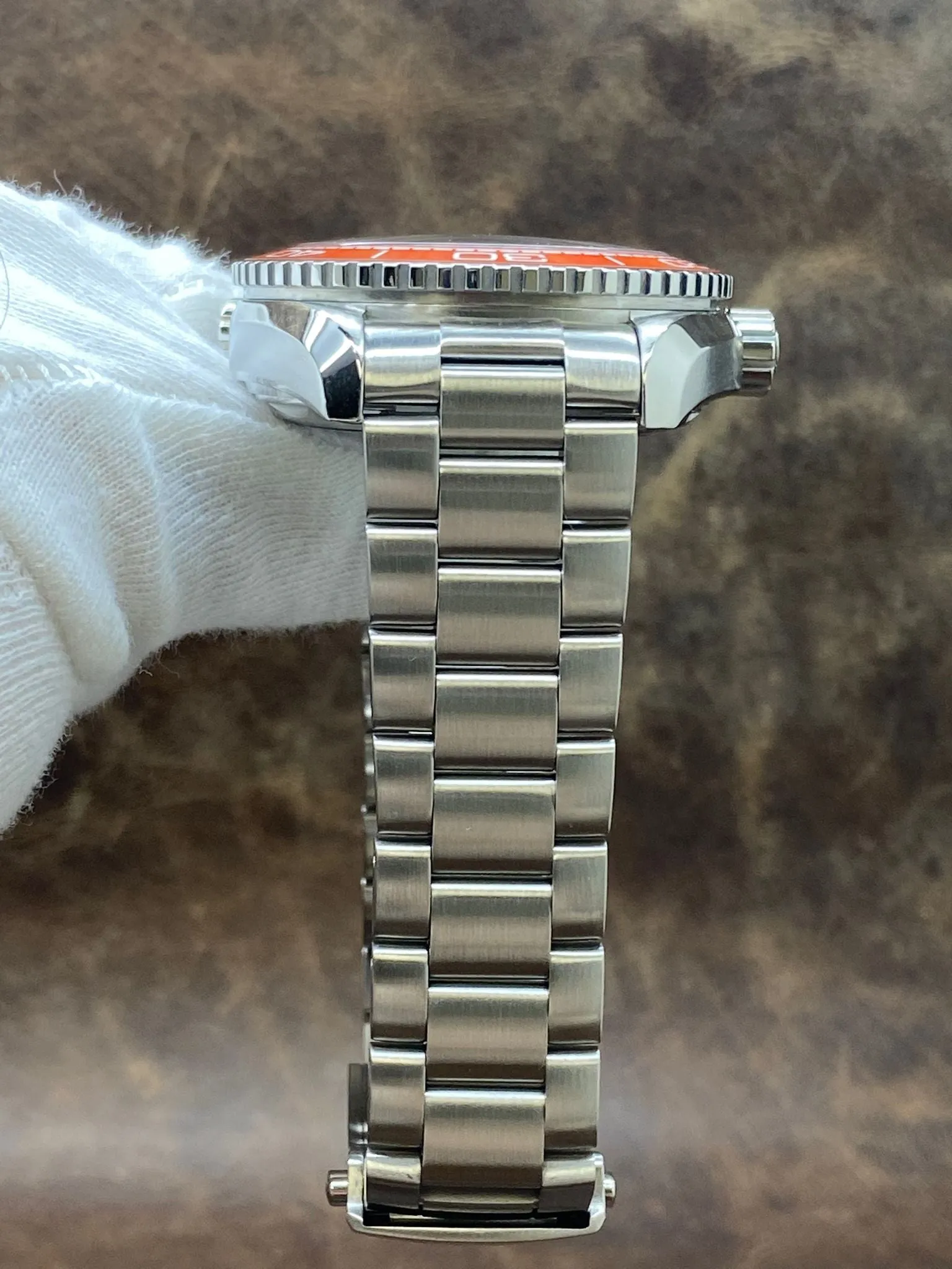 Omega SEAMASTER PLANET OCEAN 600M 43.5mm 215.30.44.21.04.001  White Dial Automatic Men's Watch