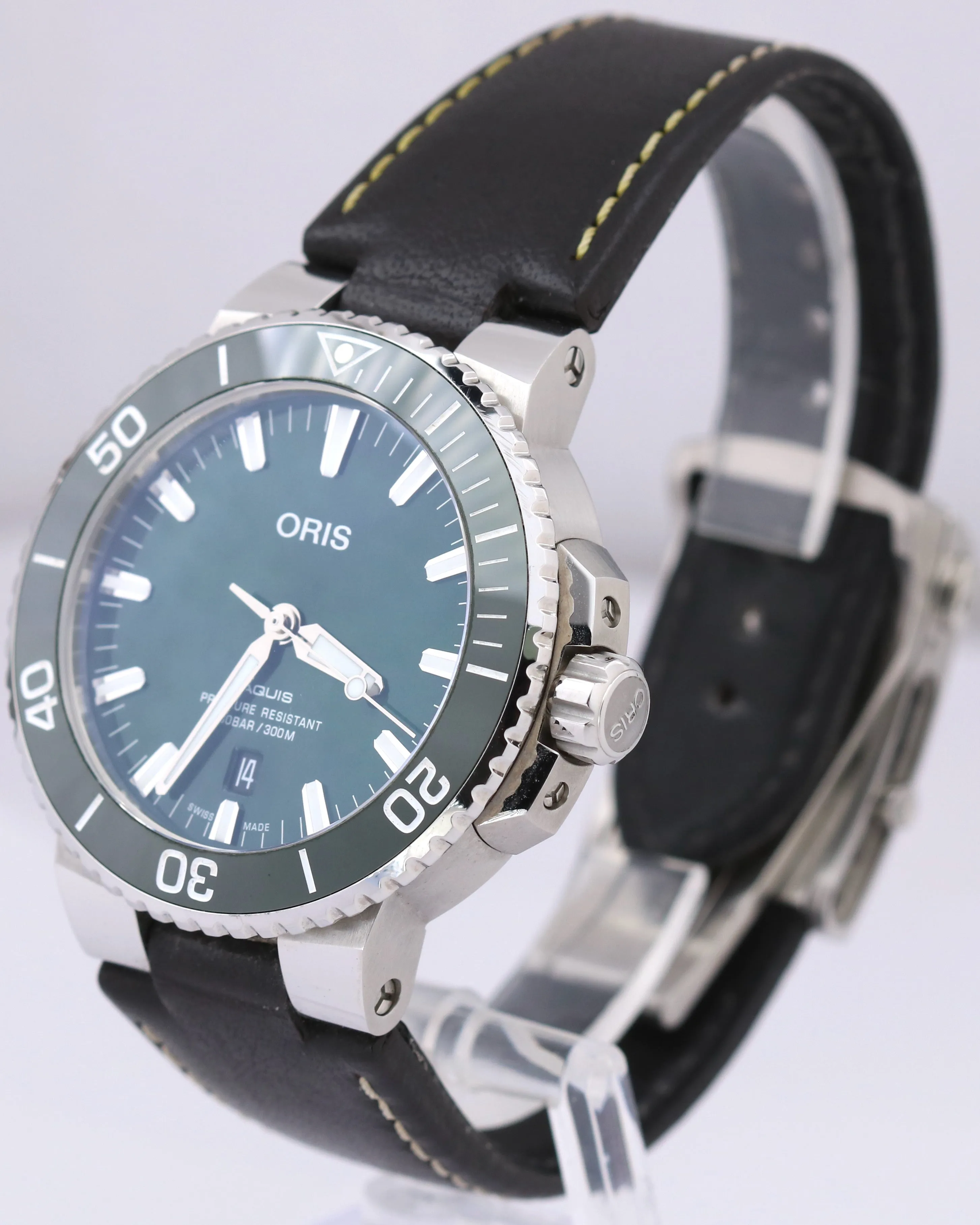 PAPERS Oris Aquis GREEN Steel 43.5mm 01 733 7730 4157-07 5 24 10E Watch BOX