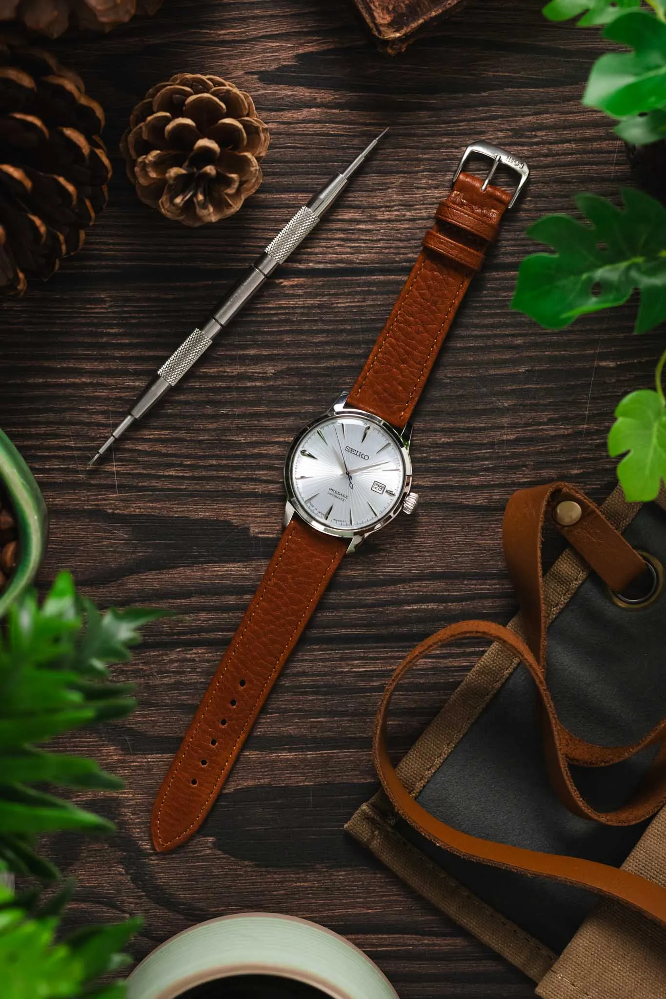 RIOS1931 WAGING Organic Watch Strap in COGNAC