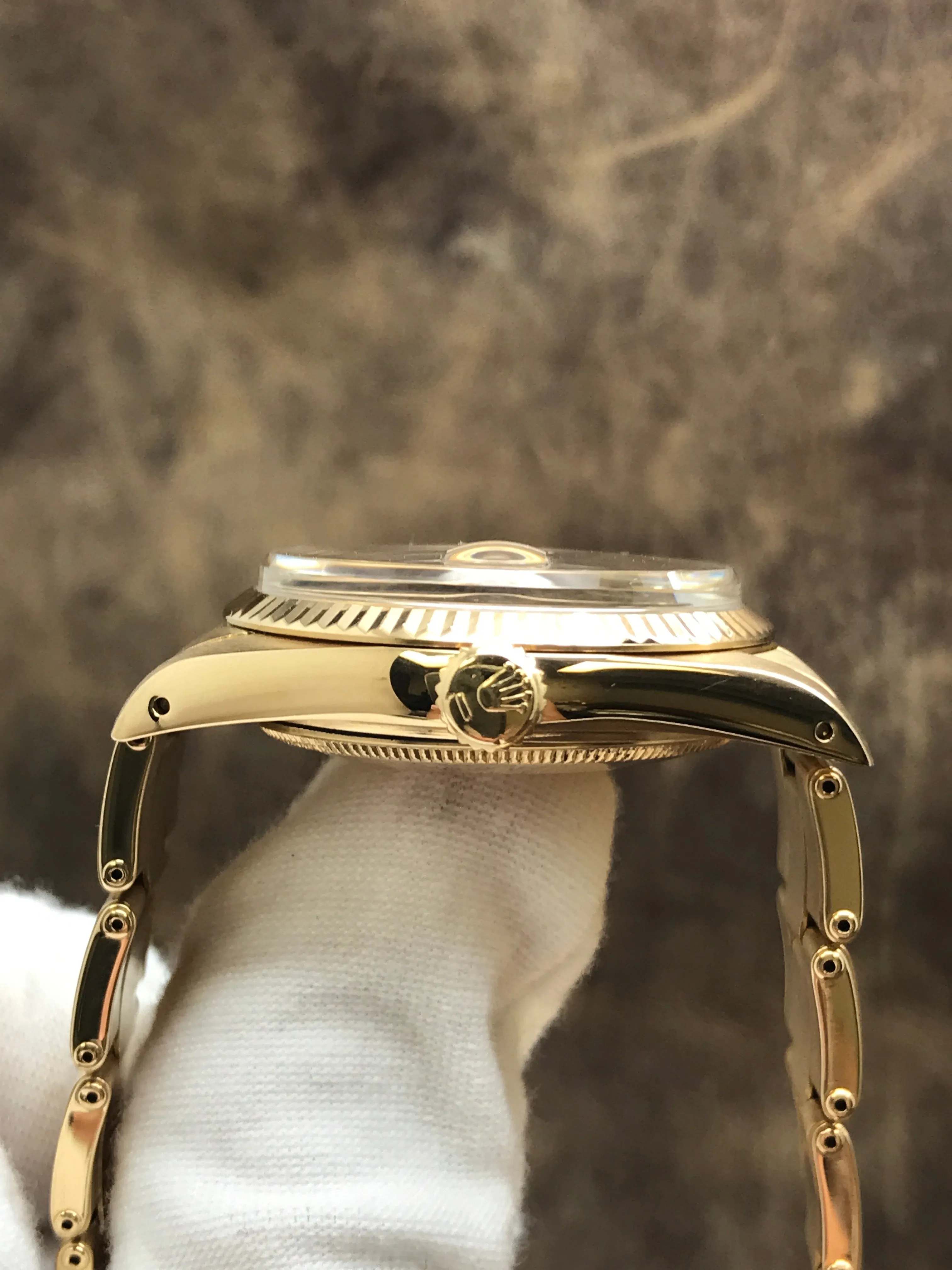 Rolex Date 34mm 15038 Champagne Dial Automatic Watch