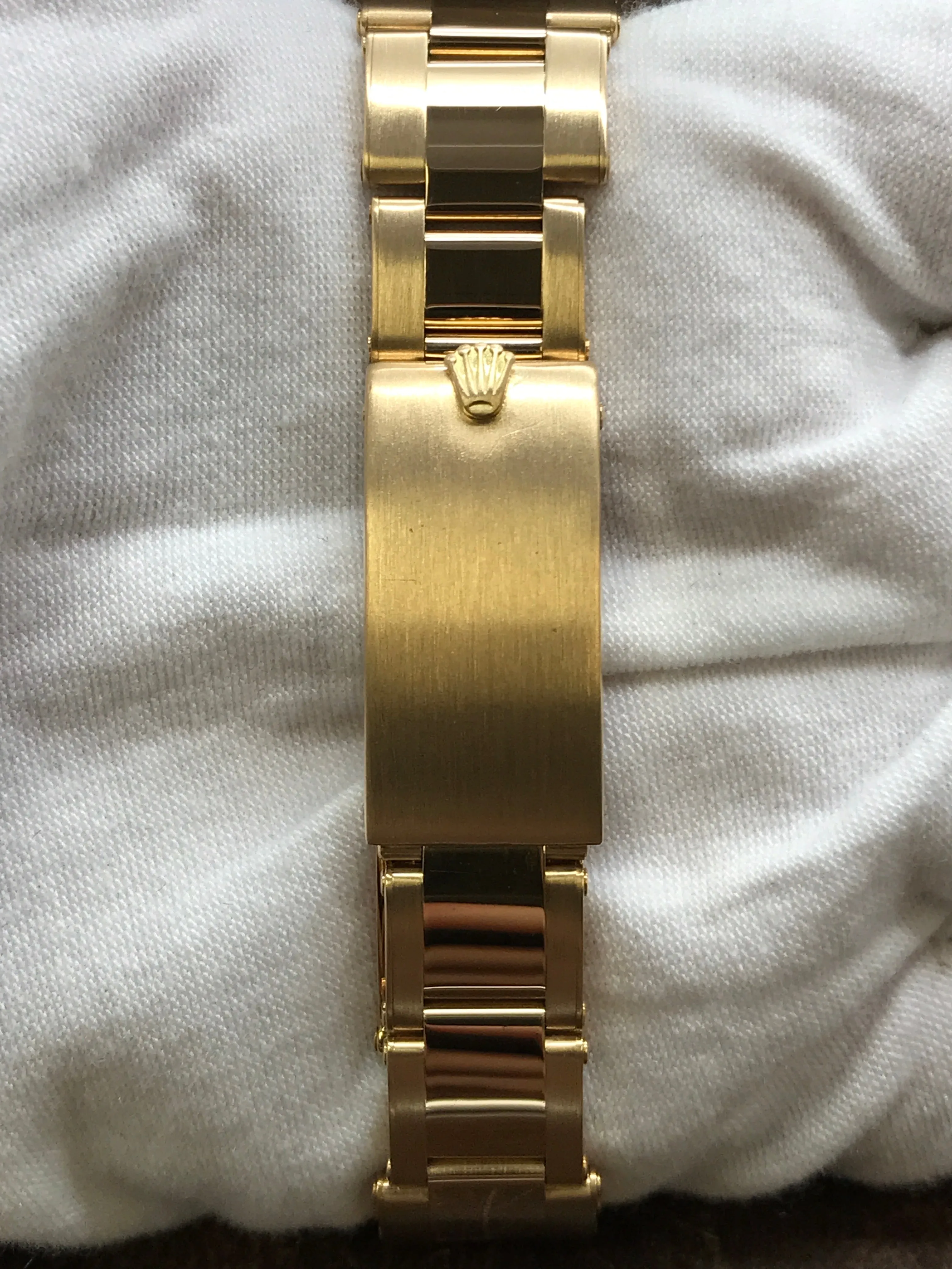 Rolex Date 34mm 15038 Champagne Dial Automatic Watch