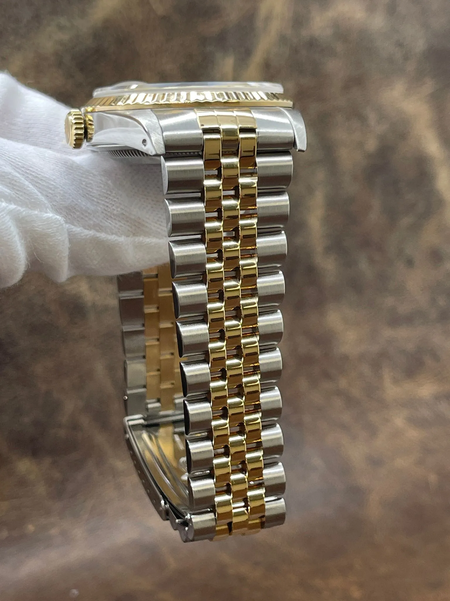 Rolex Datejust 36mm 16233 Champagne Linen Dial Automatic Watch