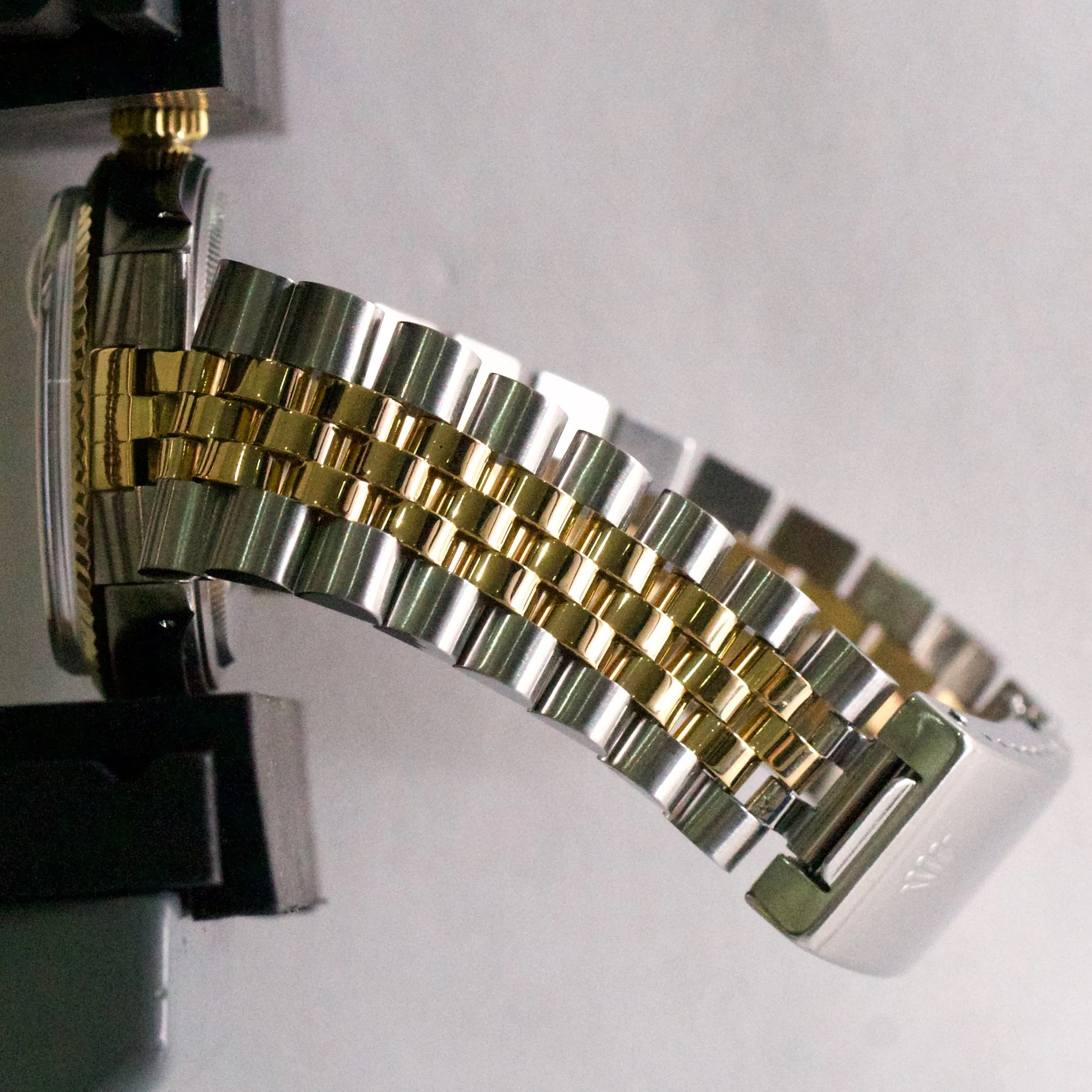 Rolex DateJust 36mm SILVER 18K Yellow Gold Stainless Steel Fluted Jubilee 16013