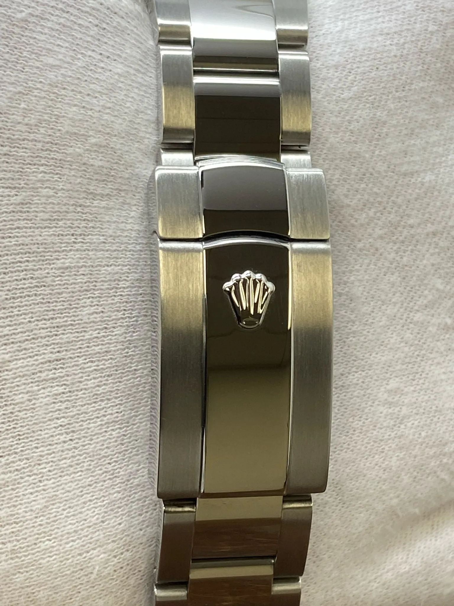 Rolex Datejust II 41mm 116334 Rhodium Diamond Dial Automatic Men's Watch