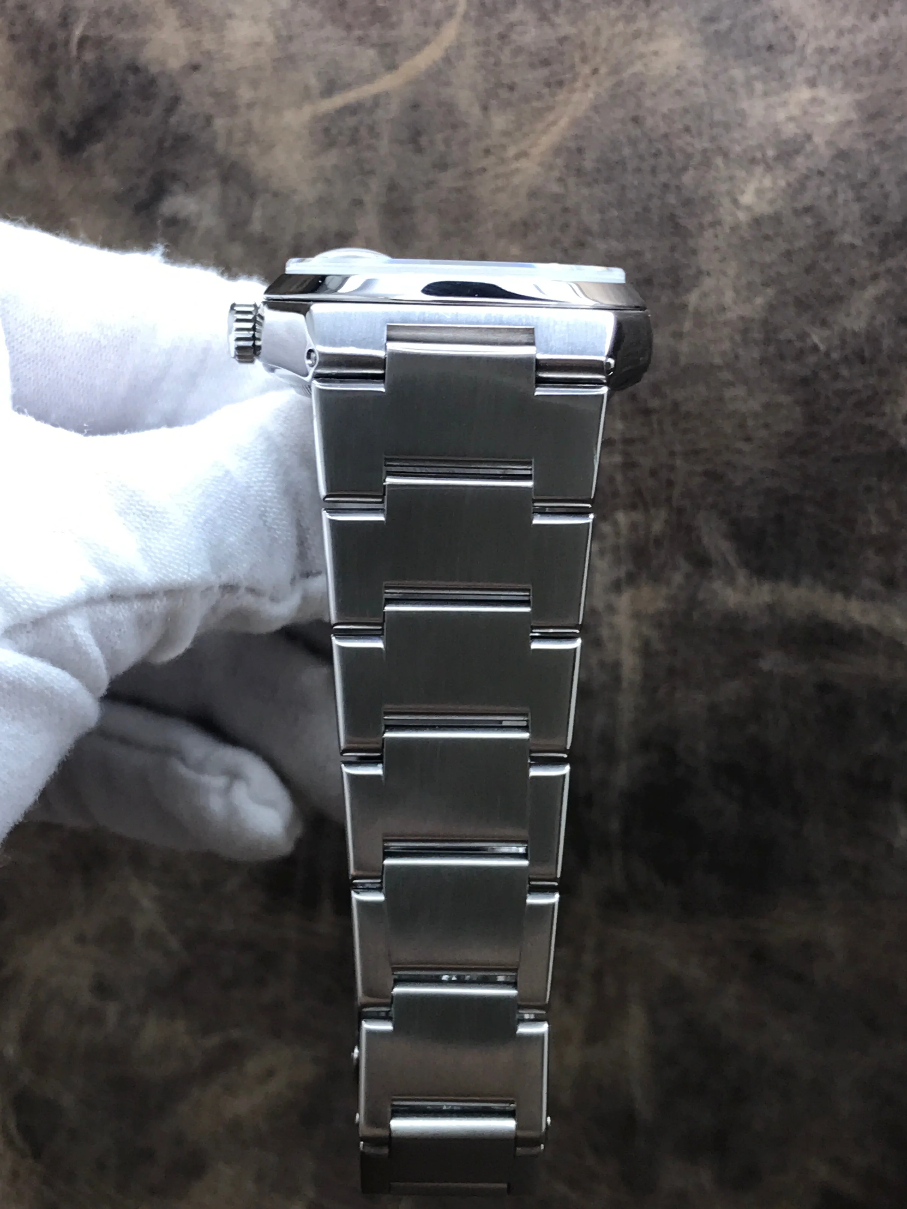 Rolex Datejust Oysterquartz 17000 Silver Dial Quartz Watch