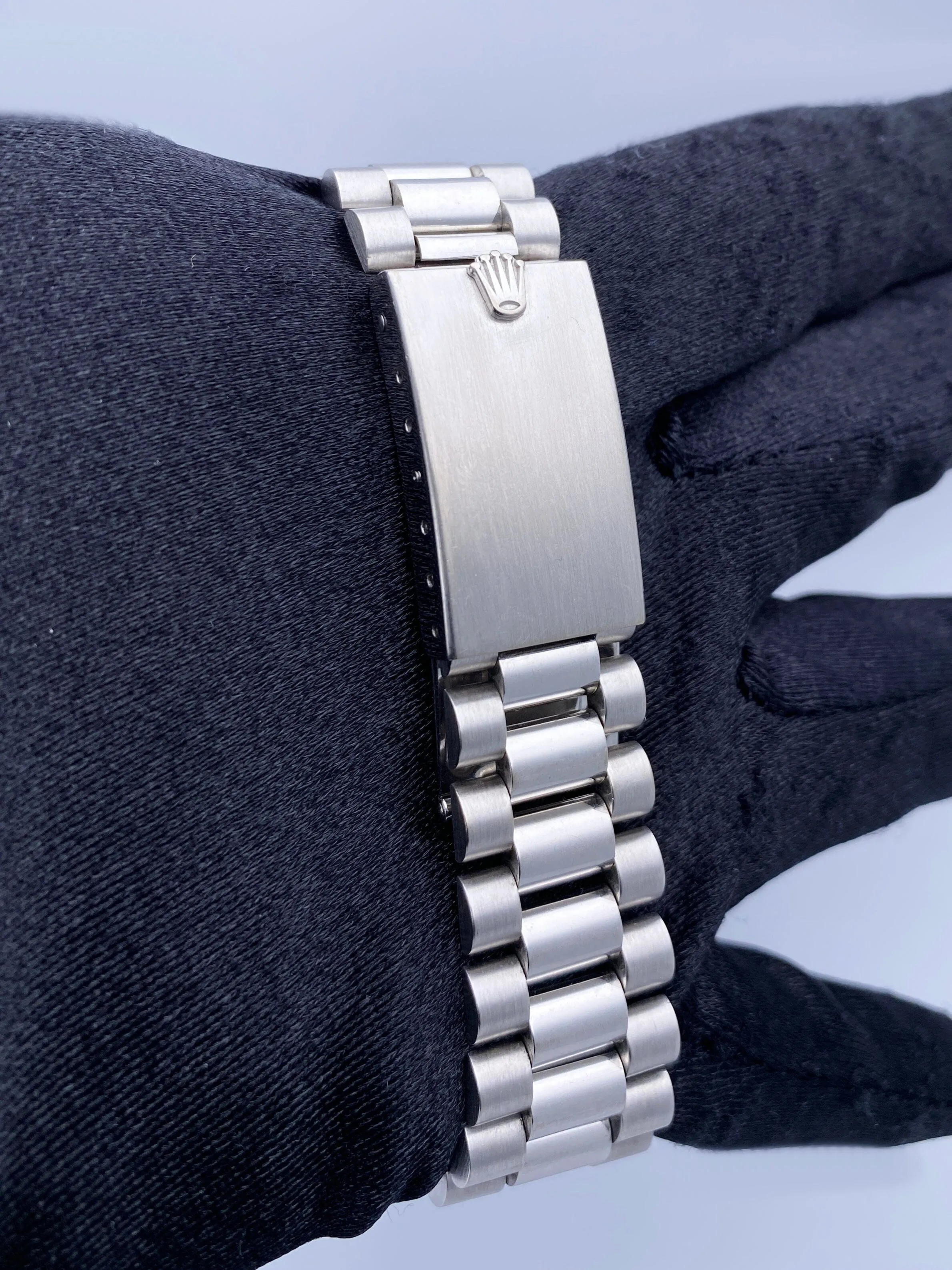 Rolex Day-Date President 1804 Diamond 18K White Gold Mens Watch