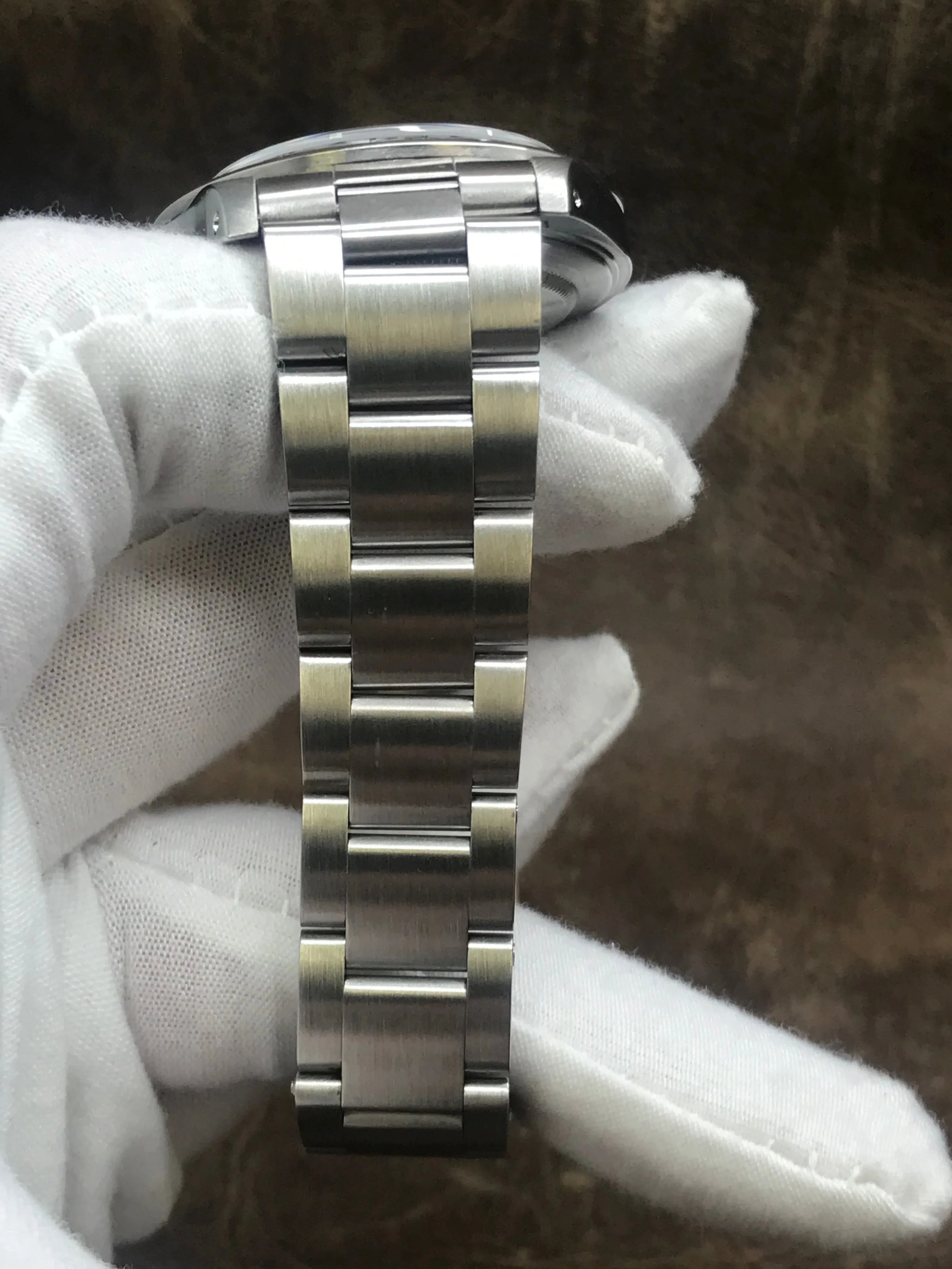 Rolex Explorer II 16570 White Dial Automatic Men's Watch