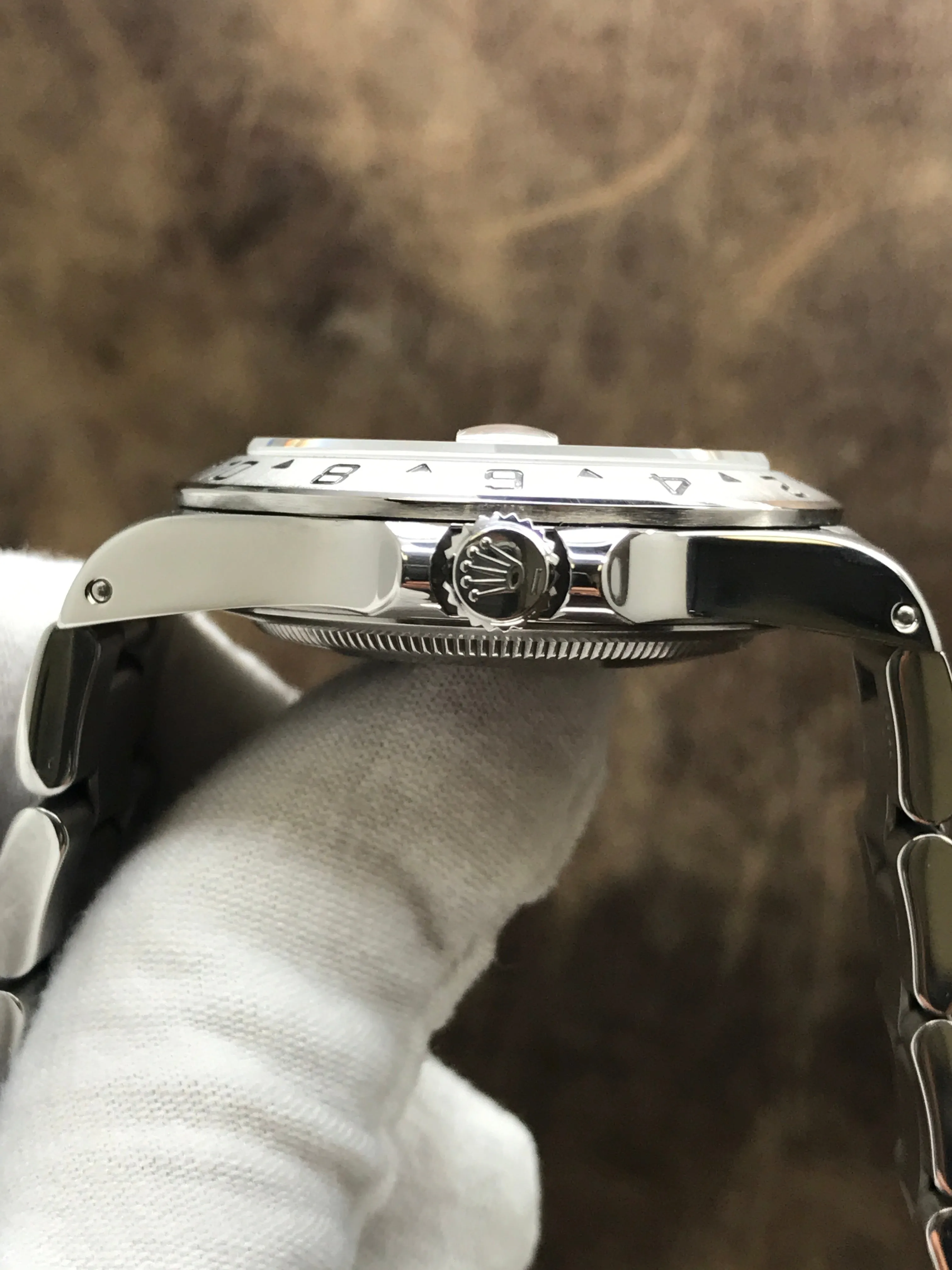 Rolex Explorer II 16570 White Dial Automatic Men's Watch