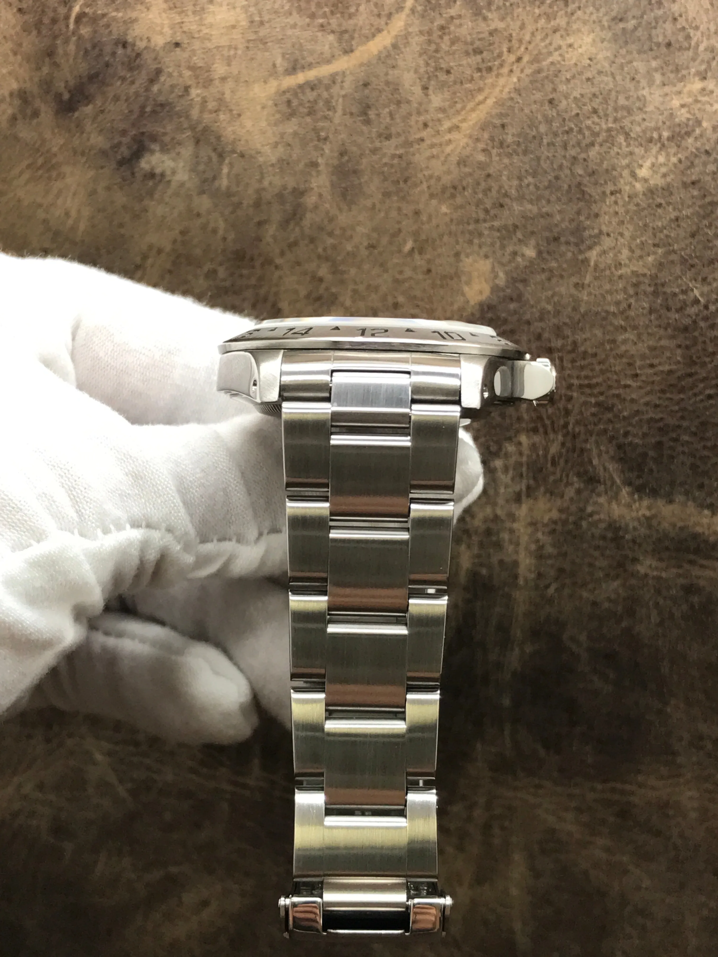 Rolex Explorer II 16570 White Dial Automatic Men's Watch