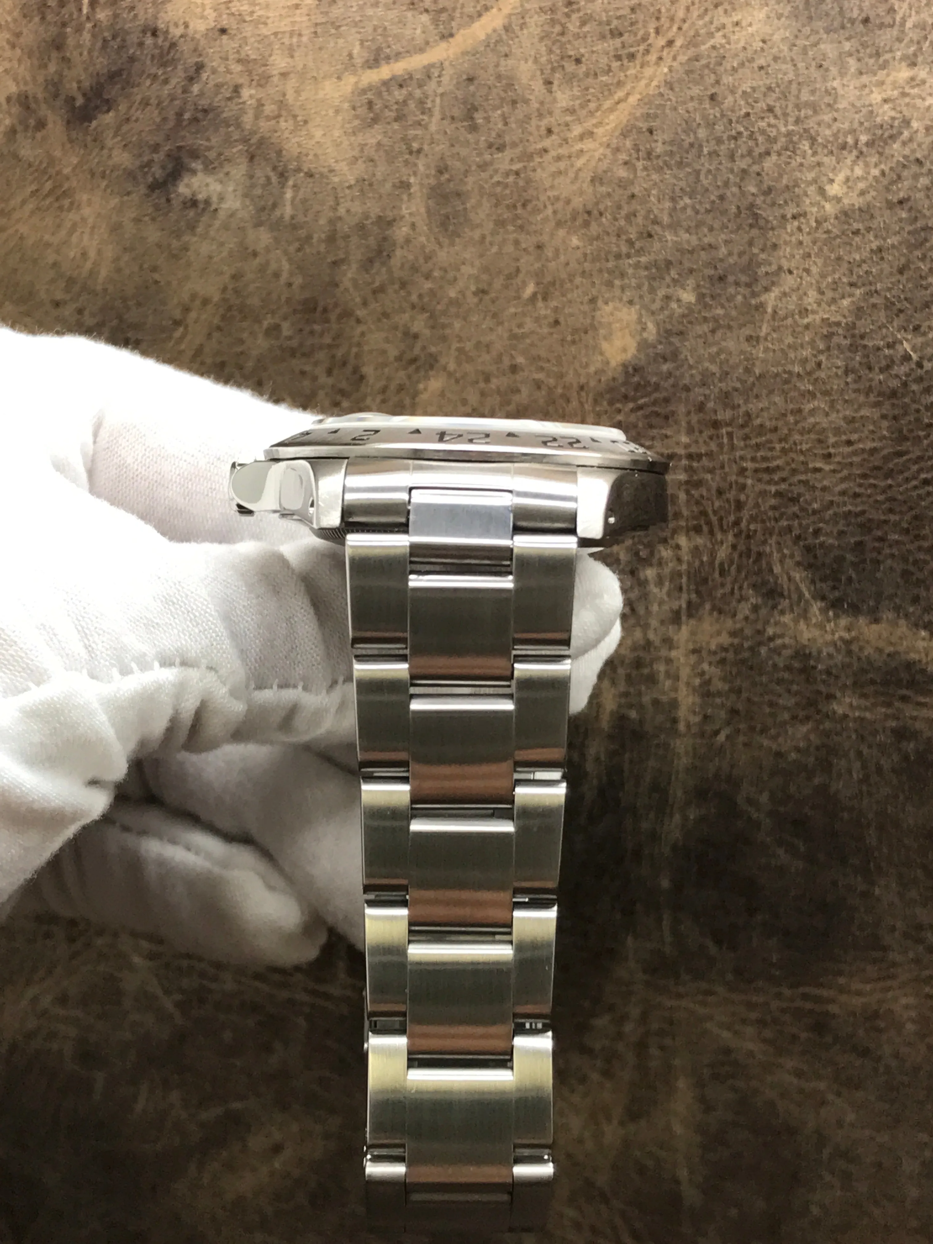 Rolex Explorer II 16570 White Dial Automatic Men's Watch
