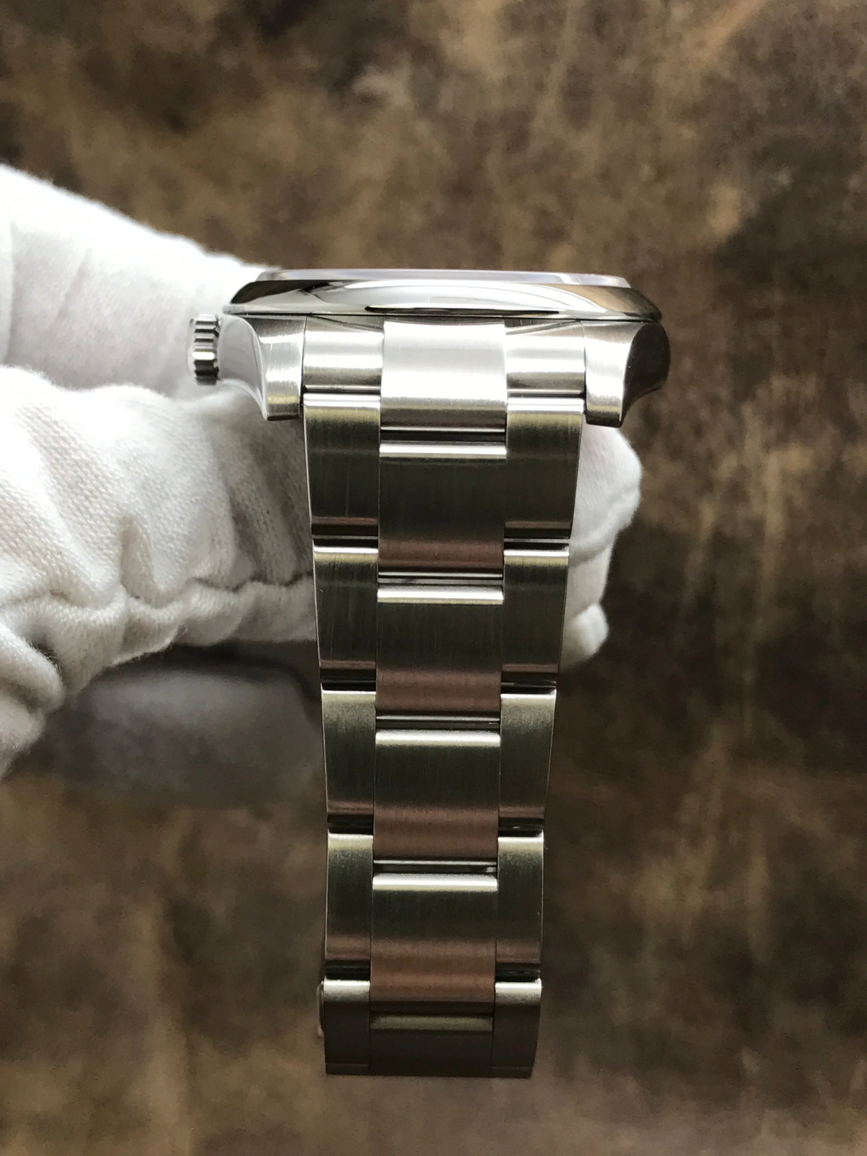 Rolex Oyster Perpetual 36mm 116000 Red Grape Dial Automatic Watch