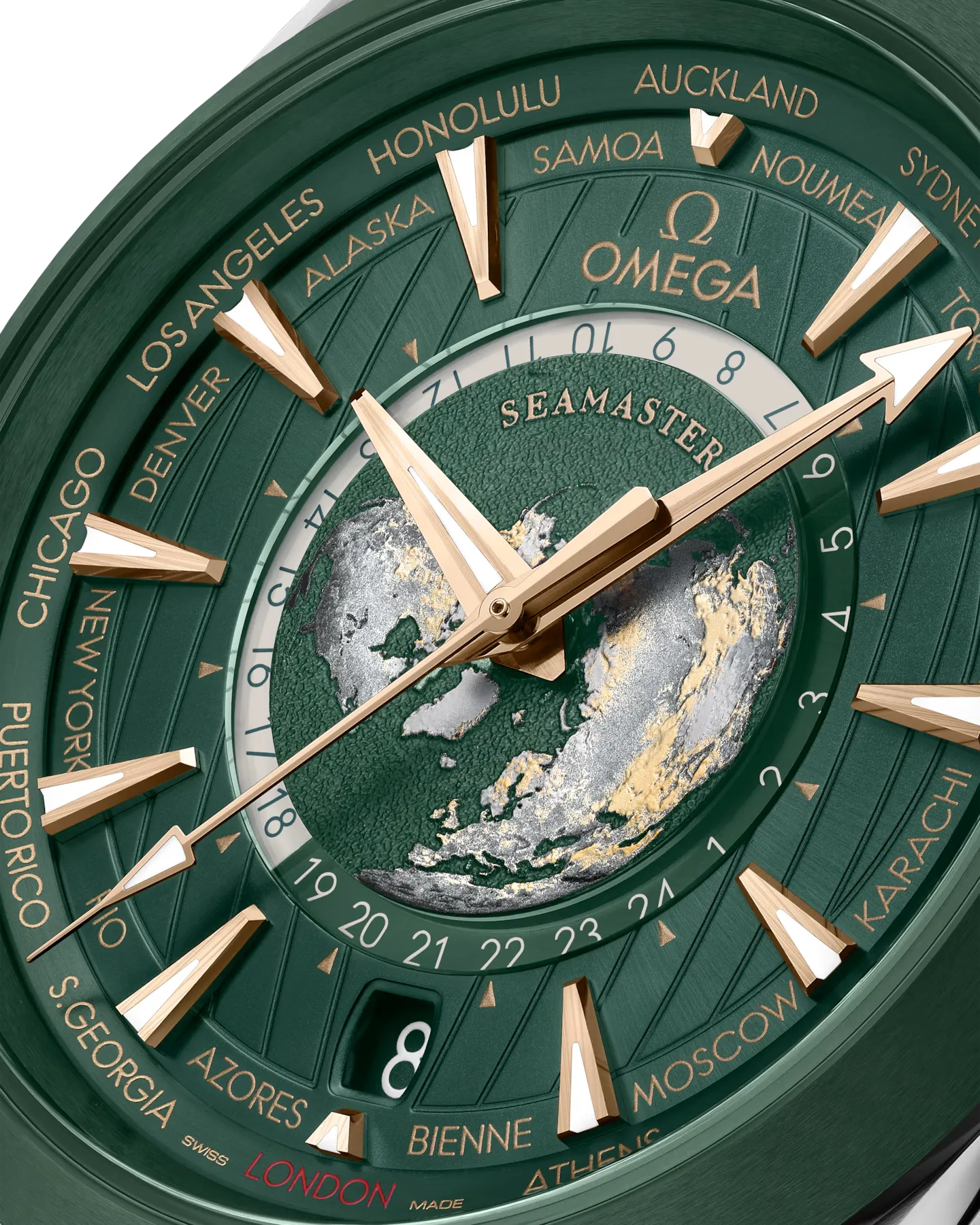 Seamaster Aqua Terra 150M Co-Axial Master Chronometer GMT Worldtimer 43 MM